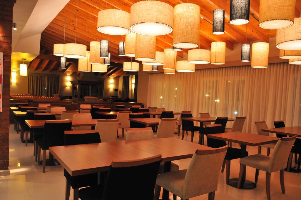 Antu Malal Hotel Plaza Huincul Luaran gambar