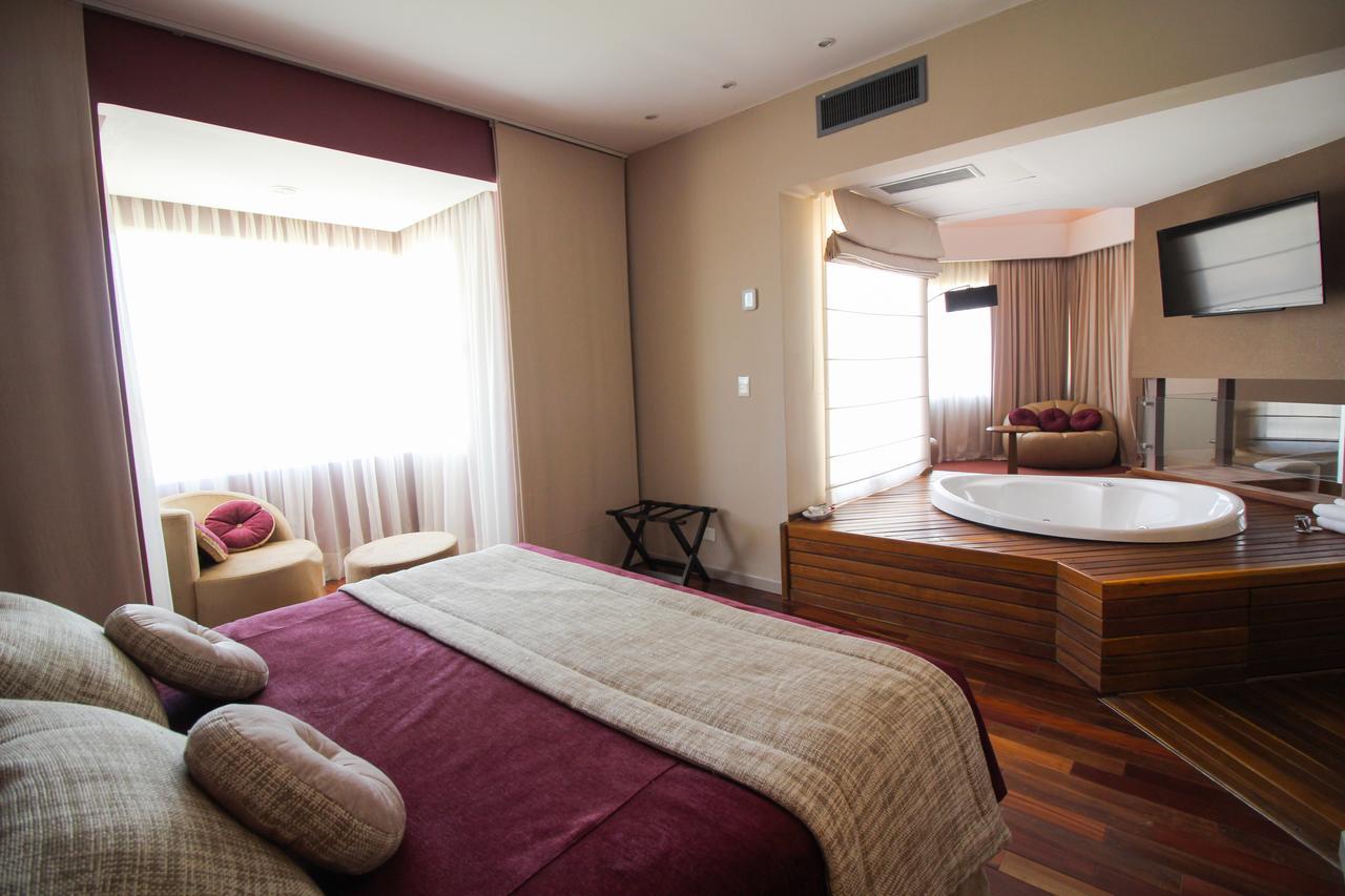 Antu Malal Hotel Plaza Huincul Luaran gambar