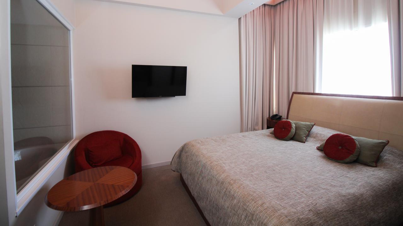 Antu Malal Hotel Plaza Huincul Luaran gambar