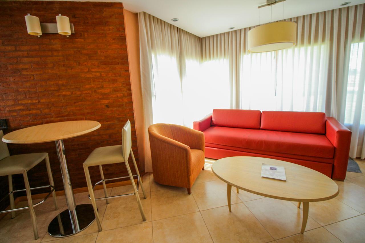Antu Malal Hotel Plaza Huincul Luaran gambar