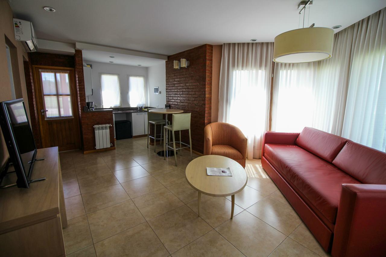 Antu Malal Hotel Plaza Huincul Luaran gambar